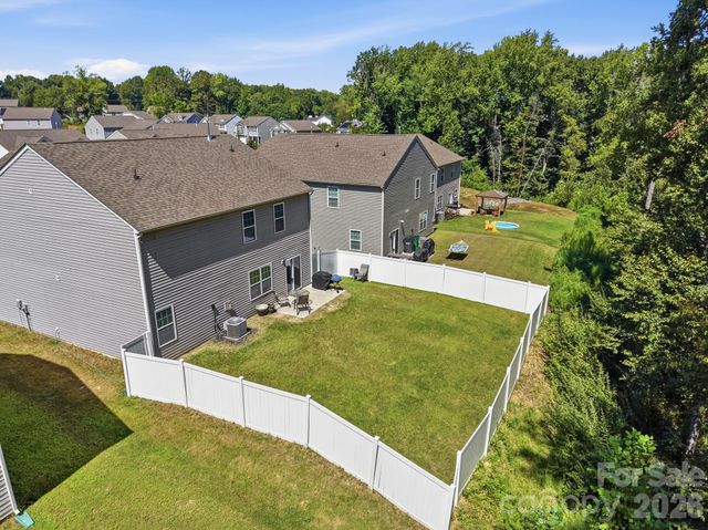 6204 Ellimar Field Lane, Charlotte, NC 28215