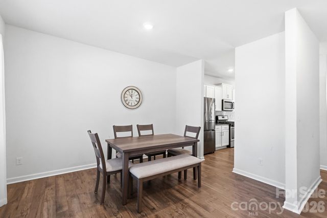 6204 Ellimar Field Lane, Charlotte, NC 28215
