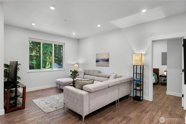 1792 Swamp Creek Lane, Bellingham, WA 98226
