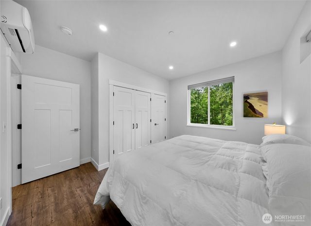 1792 Swamp Creek Lane, Bellingham, WA 98226