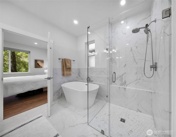 1792 Swamp Creek Lane, Bellingham, WA 98226