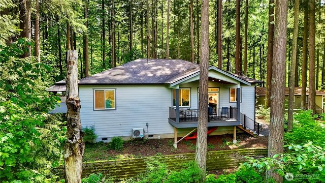 1792 Swamp Creek Lane, Bellingham, WA 98226