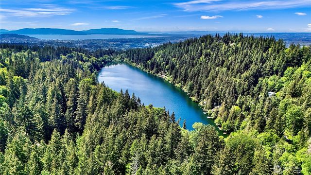 1792 Swamp Creek Lane, Bellingham, WA 98226