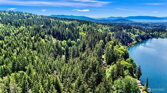 1792 Swamp Creek Lane, Bellingham, WA 98226