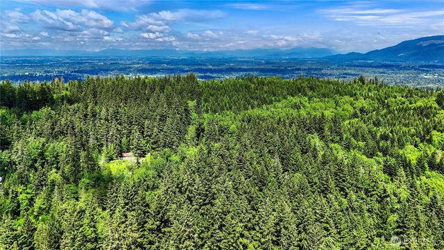 1792 Swamp Creek Lane, Bellingham, WA 98226