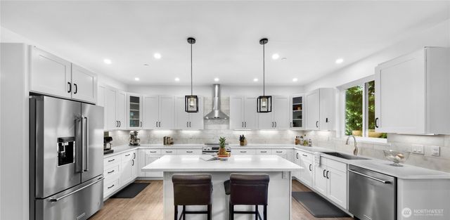 1792 Swamp Creek Lane, Bellingham, WA 98226