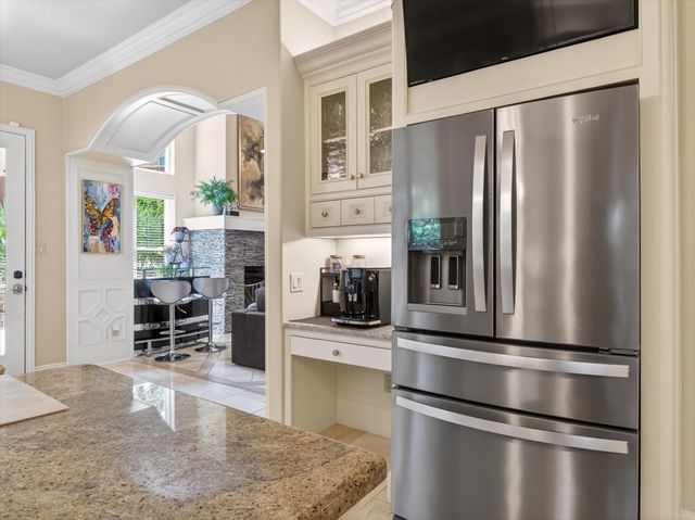 120 Hickory Ridge Drive, Highland Village, TX 75077