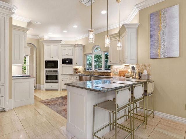 120 Hickory Ridge Drive, Highland Village, TX 75077