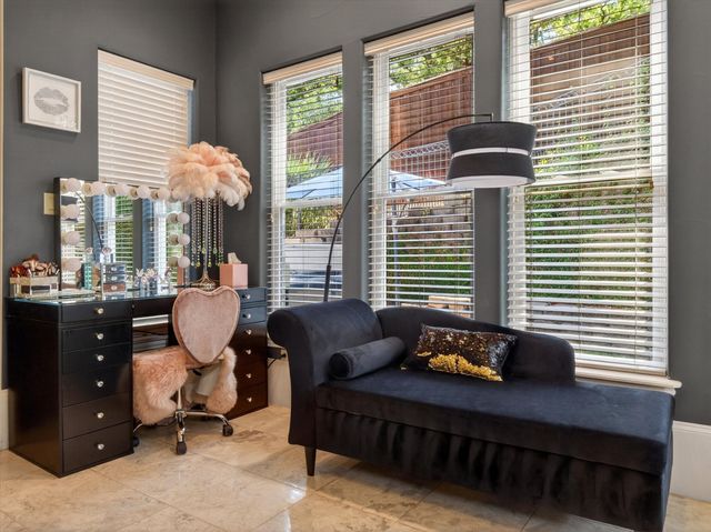 120 Hickory Ridge Drive, Highland Village, TX 75077
