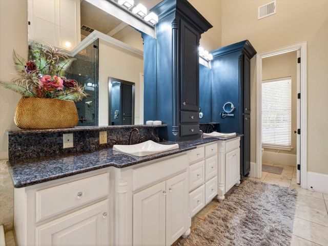 120 Hickory Ridge Drive, Highland Village, TX 75077