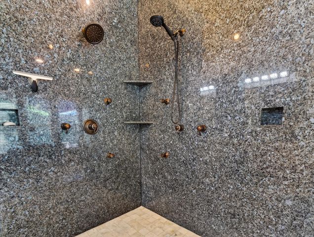 120 Hickory Ridge Drive, Highland Village, TX 75077