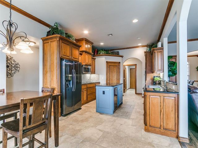 2612 Bishops Drive, Norman, OK 73072