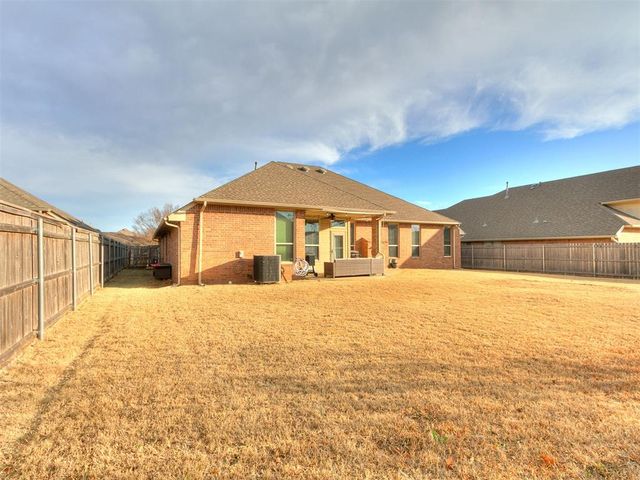 2612 Bishops Drive, Norman, OK 73072
