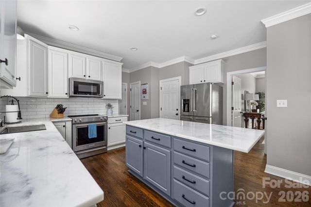 4034 Nicole Eileen Lane, Charlotte, NC 28216
