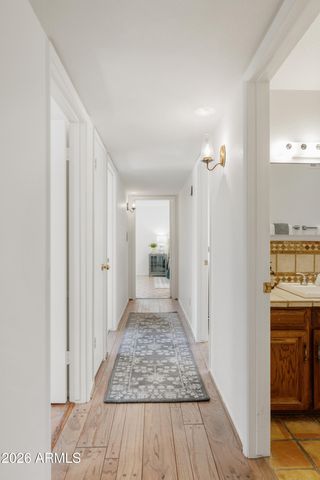 2713 W NIDO Avenue, Mesa, AZ 85202