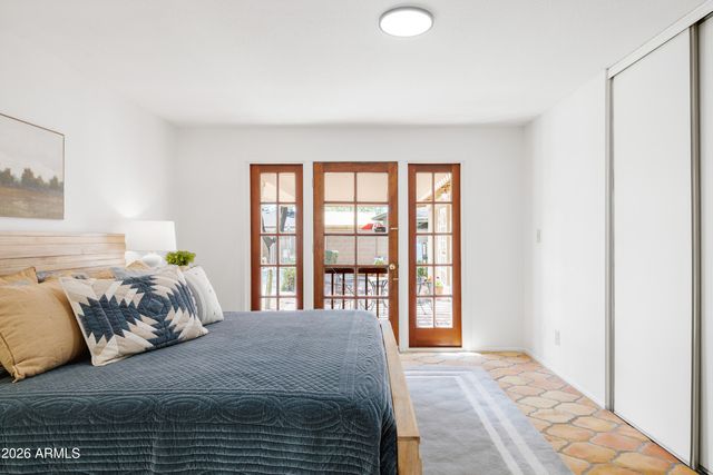 2713 W NIDO Avenue, Mesa, AZ 85202