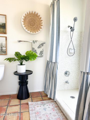 2713 W NIDO Avenue, Mesa, AZ 85202