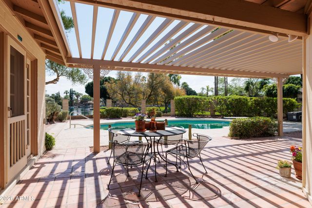 2713 W NIDO Avenue, Mesa, AZ 85202