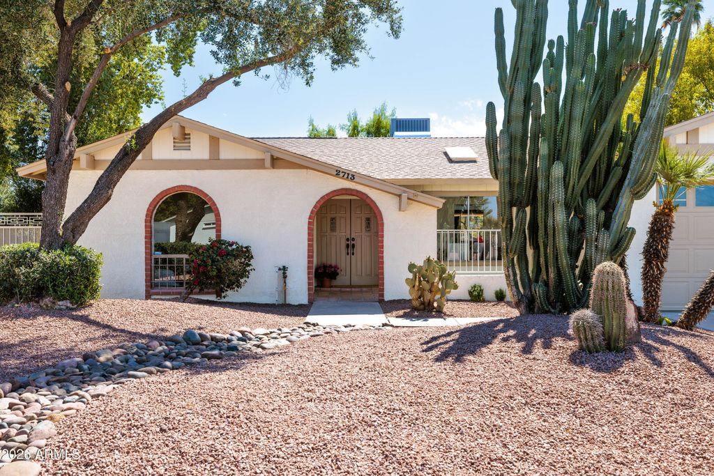 2713 W NIDO Avenue, Mesa, AZ 85202