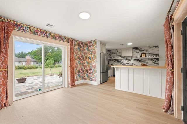 2108 W Harrison Avenue, Guthrie, OK 73044
