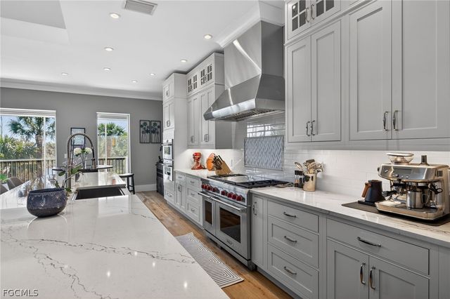 3354 Barra CIR, Sanibel, FL 33957