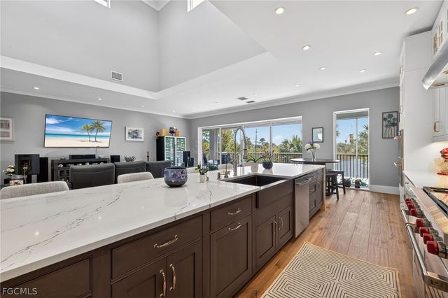 3354 Barra CIR, Sanibel, FL 33957