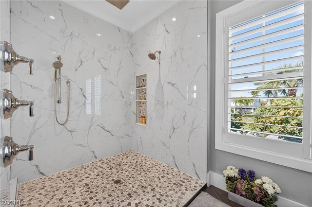 3354 Barra CIR, Sanibel, FL 33957