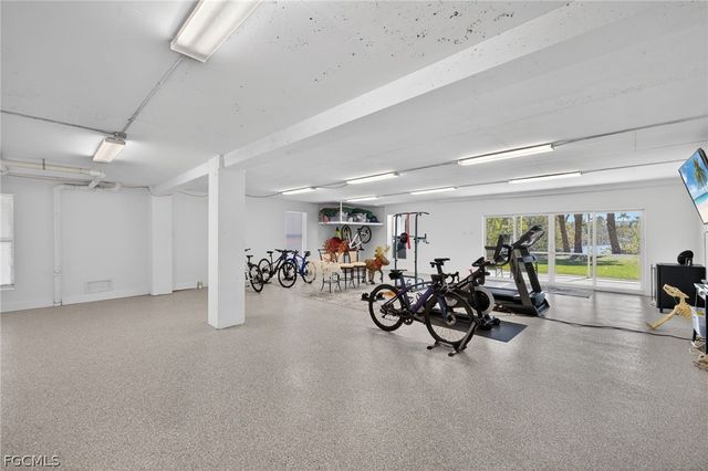 3354 Barra CIR, Sanibel, FL 33957