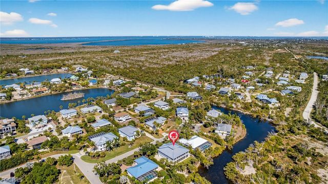 3354 Barra CIR, Sanibel, FL 33957