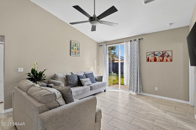 5345 Oak Breeze Avenue, Port Orange, FL 32128