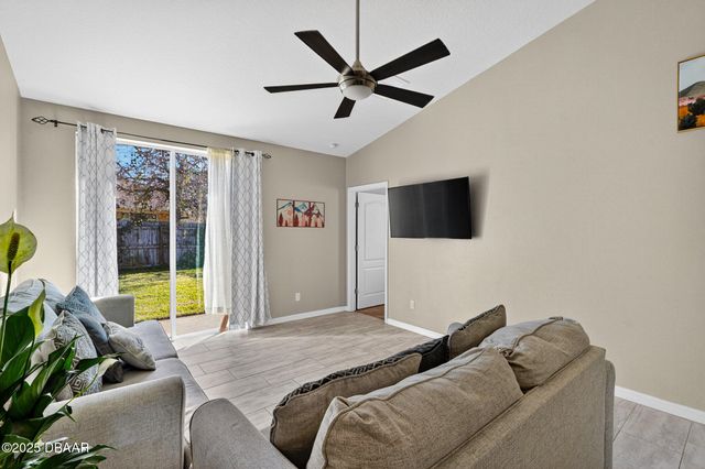 5345 Oak Breeze Avenue, Port Orange, FL 32128