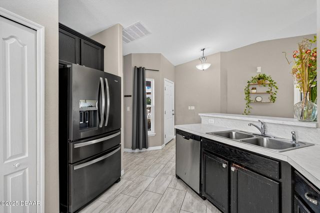 5345 Oak Breeze Avenue, Port Orange, FL 32128