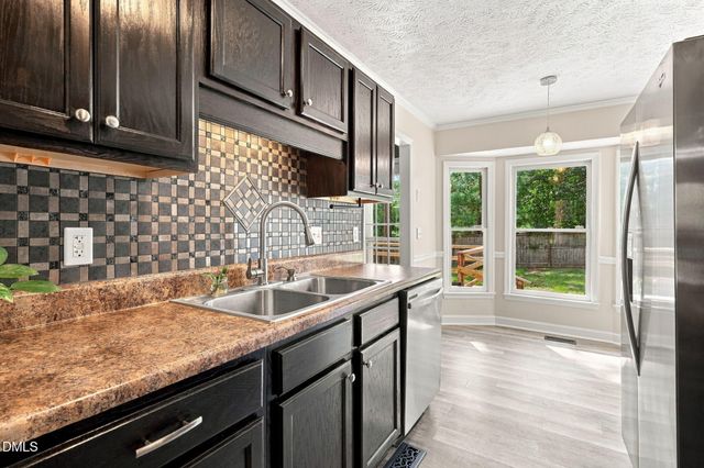 6836 Saint Julian Way, Fayetteville, NC 28314