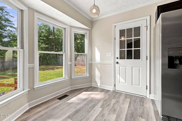 6836 Saint Julian Way, Fayetteville, NC 28314
