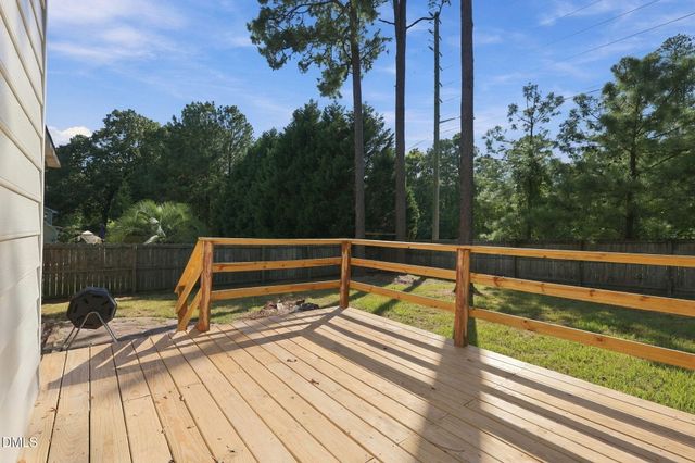 6836 Saint Julian Way, Fayetteville, NC 28314
