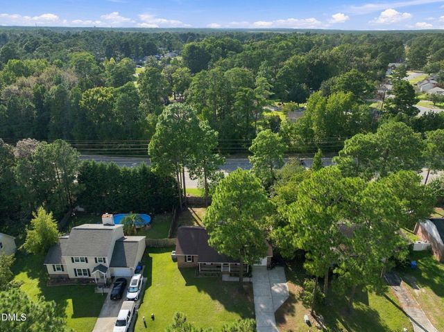 6836 Saint Julian Way, Fayetteville, NC 28314