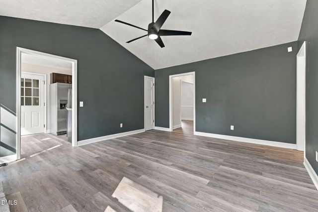 6836 Saint Julian Way, Fayetteville, NC 28314