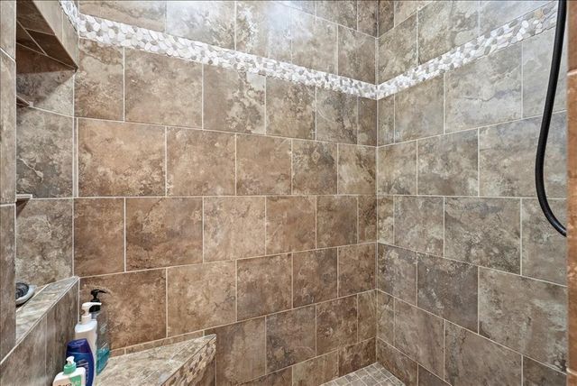 1116 Moonlight Drive, Altoona, WI 54720