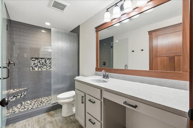 1116 Moonlight Drive, Altoona, WI 54720