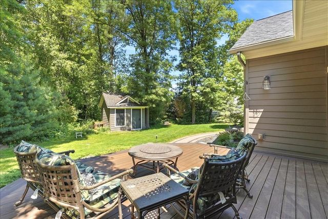 1116 Moonlight Drive, Altoona, WI 54720