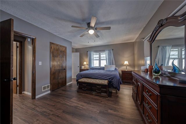 751 Naylor St, Greenfield, PA 15207