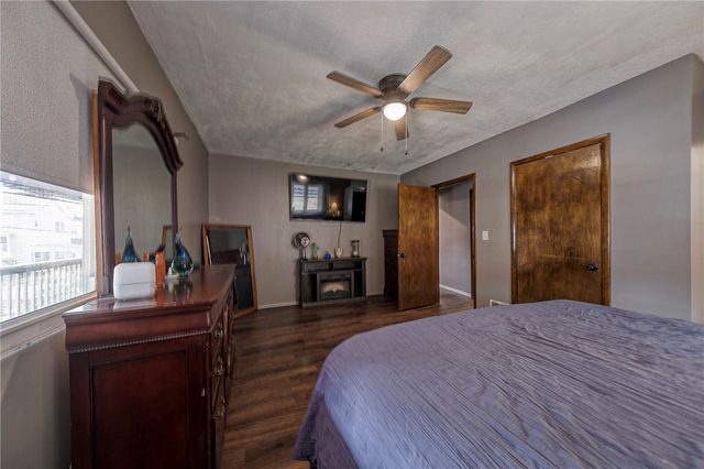 751 Naylor St, Greenfield, PA 15207