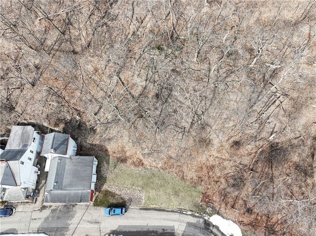 751 Naylor St, Greenfield, PA 15207