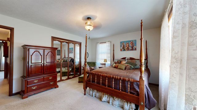 2391 E US 60, Marion, KY 42064
