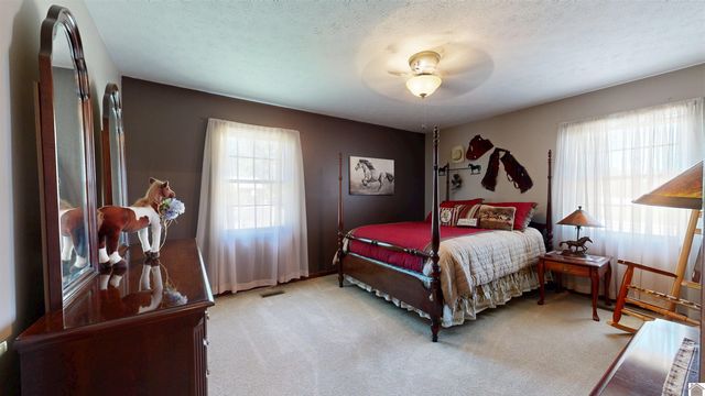 2391 E US 60, Marion, KY 42064
