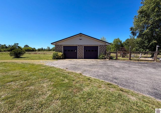 2391 E US 60, Marion, KY 42064