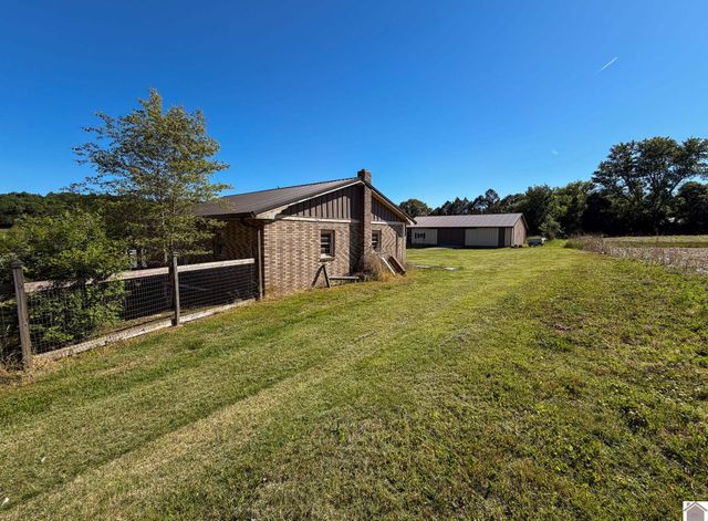 2391 E US 60, Marion, KY 42064