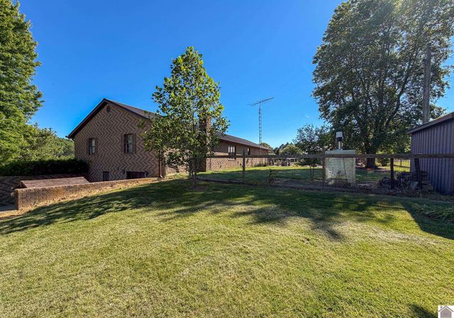 2391 E US 60, Marion, KY 42064