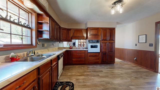 2391 E US 60, Marion, KY 42064