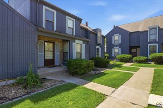 4503 SW 33rd TER, Topeka, KS 66614